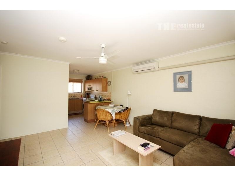 22 Sunshine Parade, Miami QLD 4220