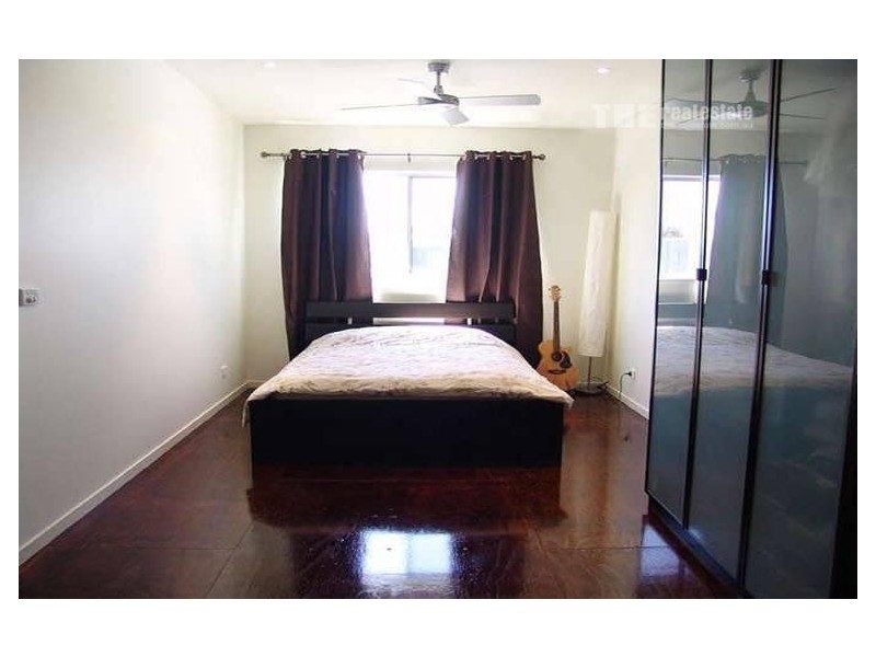 131 Varsity Parade, Varsity Lakes QLD 4227