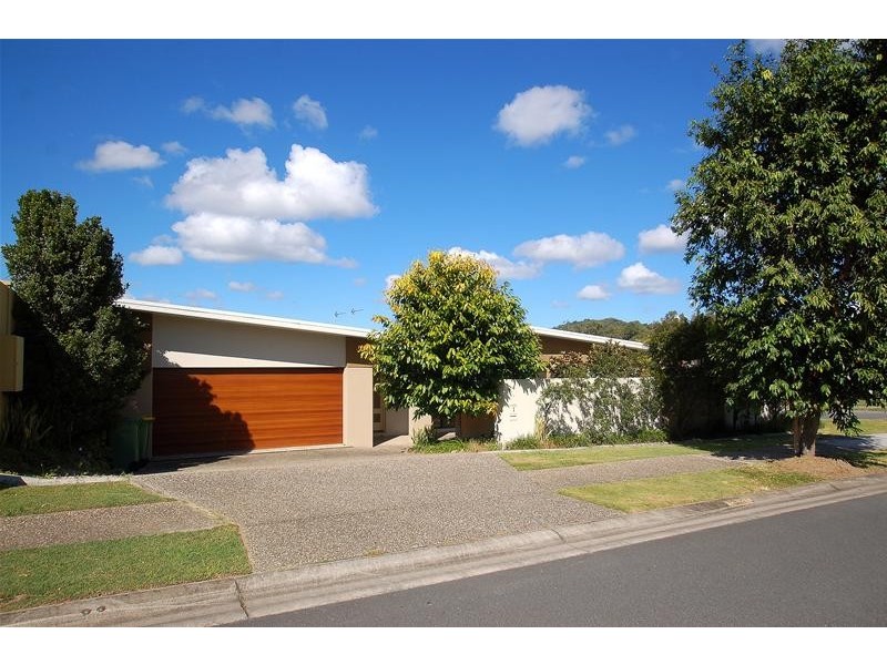 1/44 Heights Drive, Robina QLD 4226