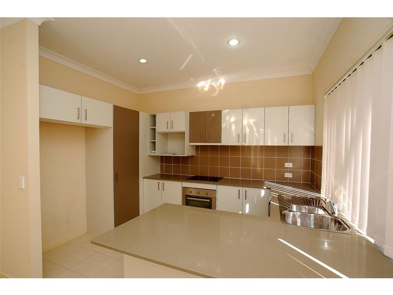 1/44 Heights Drive, Robina QLD 4226