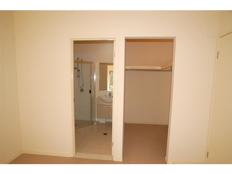 1/44 Heights Drive, Robina QLD 4226