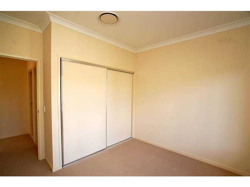 1/44 Heights Drive, Robina QLD 4226