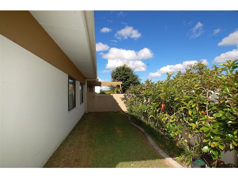 1/44 Heights Drive, Robina QLD 4226