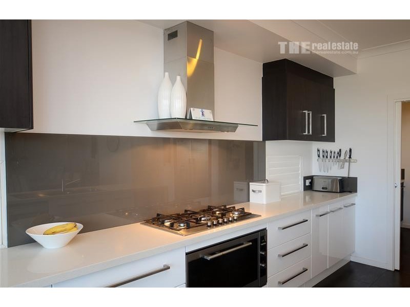 11 Southern Skies Avenue, Reedy Creek QLD 4227