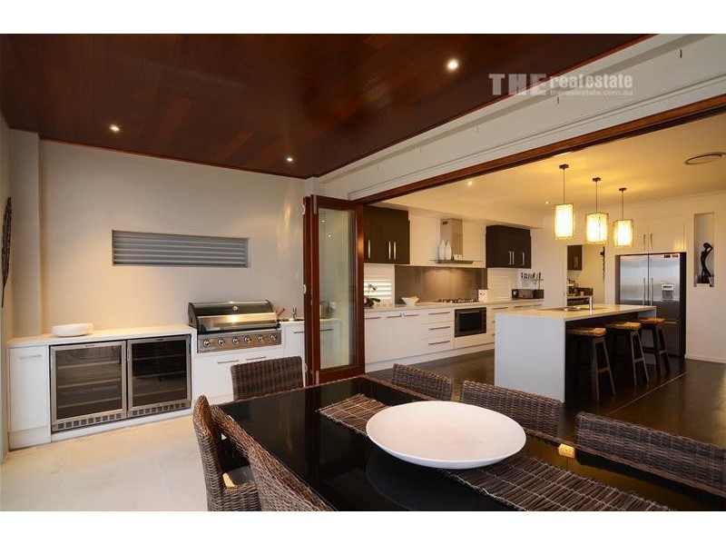 11 Southern Skies Avenue, Reedy Creek QLD 4227