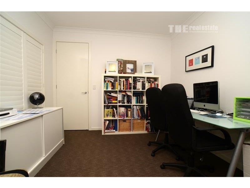 11 Southern Skies Avenue, Reedy Creek QLD 4227