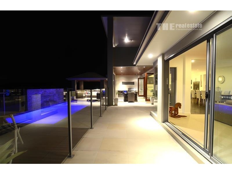 11 Southern Skies Avenue, Reedy Creek QLD 4227