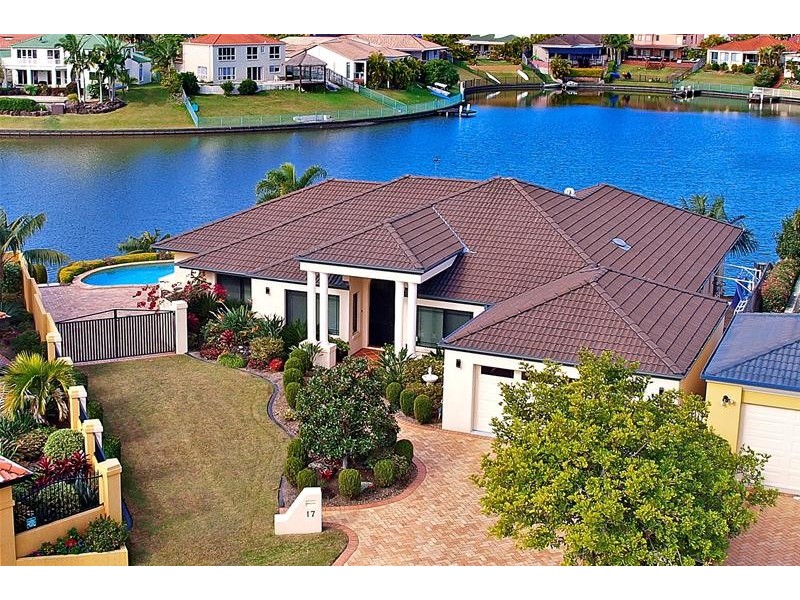 17 Palmyra Court, Burleigh Waters QLD 4220