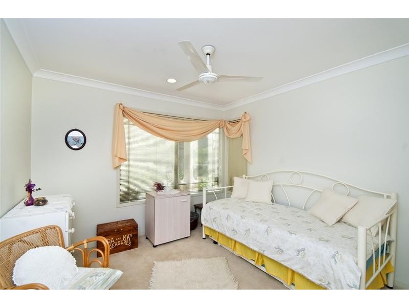 17 Palmyra Court, Burleigh Waters QLD 4220