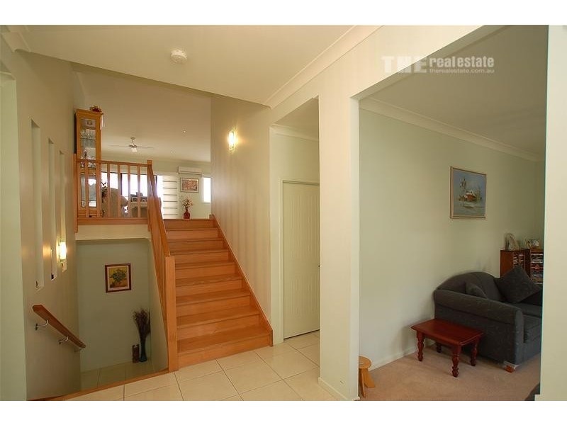 15 Skyburnett Street, Reedy Creek QLD 4227