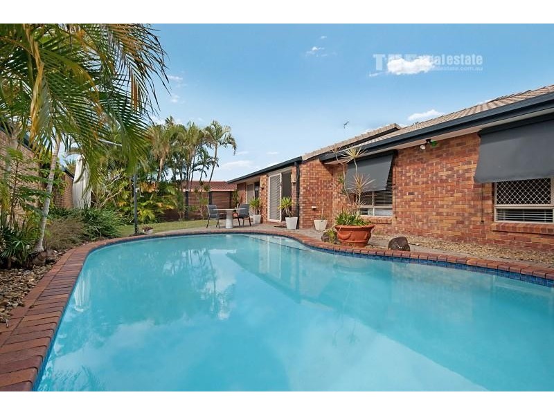 9 Prinia Place, Burleigh Waters QLD 4220