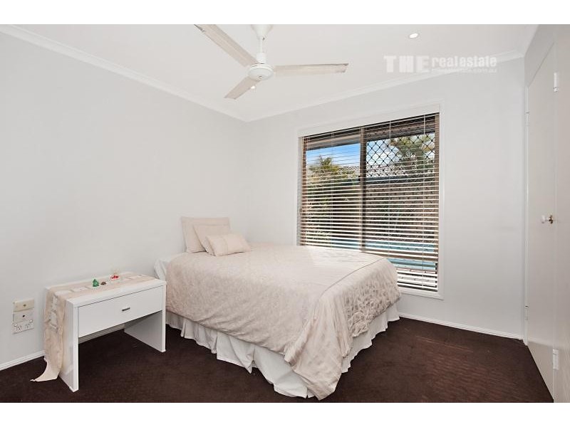 9 Prinia Place, Burleigh Waters QLD 4220