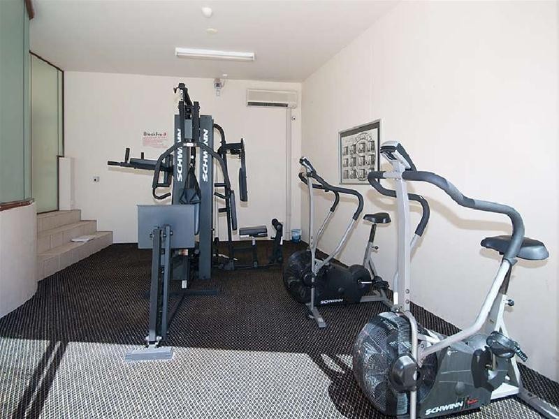 612/42 Surf Parade, Broadbeach QLD 4218