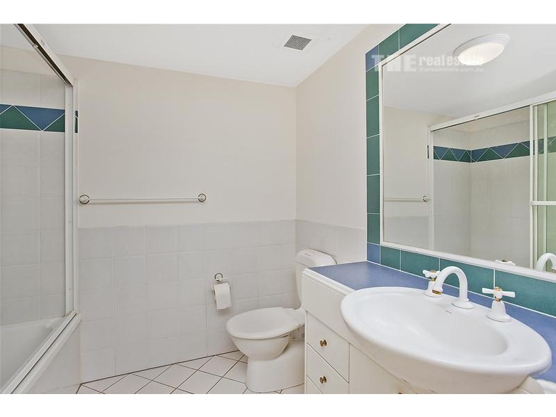 21/28 Chairlift Avenue, Miami QLD 4220