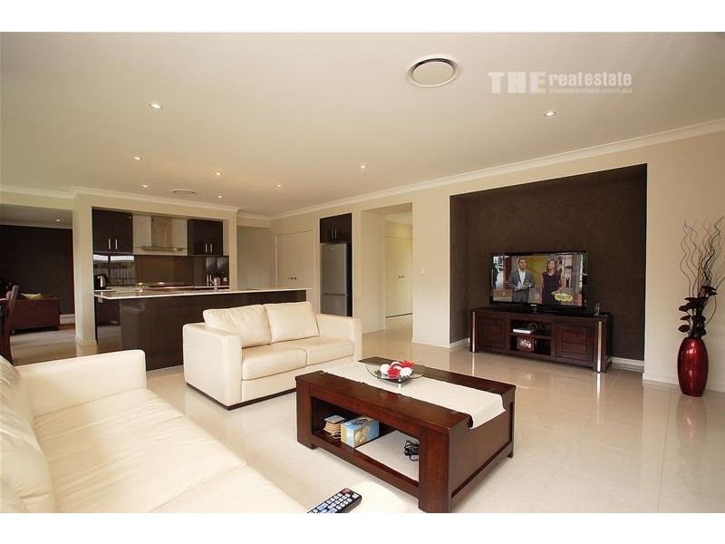 1 Barton Street, Reedy Creek QLD 4227