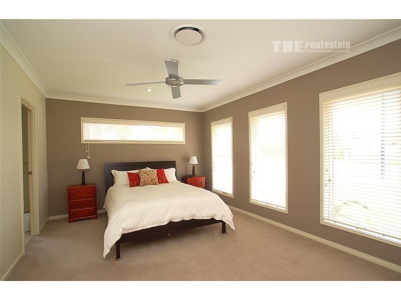 1 Barton Street, Reedy Creek QLD 4227