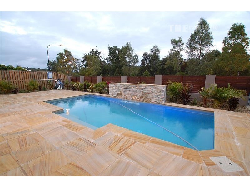 1 Barton Street, Reedy Creek QLD 4227