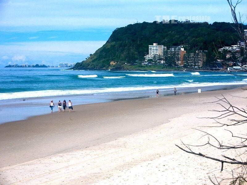 26/5 Fourth Avenue, Burleigh Heads QLD 4220