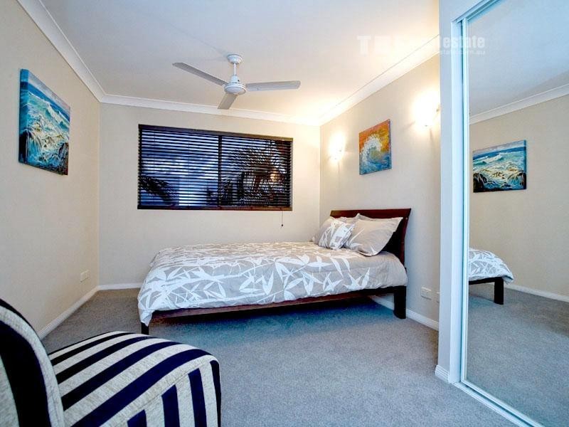 26/5 Fourth Avenue, Burleigh Heads QLD 4220