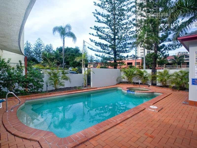 26/5 Fourth Avenue, Burleigh Heads QLD 4220