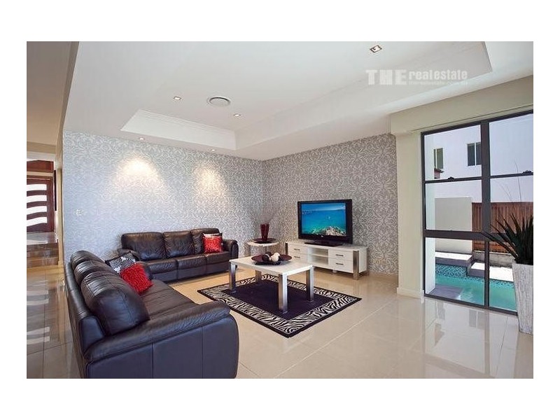 19 Southern Skies Avenue, Reedy Creek QLD 4227