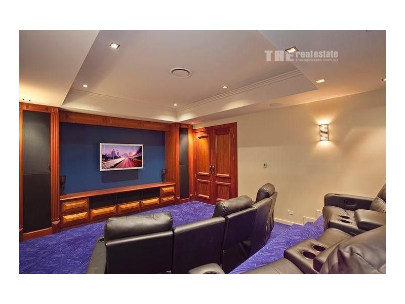 19 Southern Skies Avenue, Reedy Creek QLD 4227