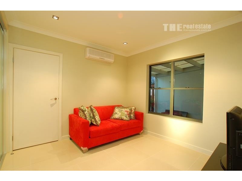 19 Southern Skies Avenue, Reedy Creek QLD 4227