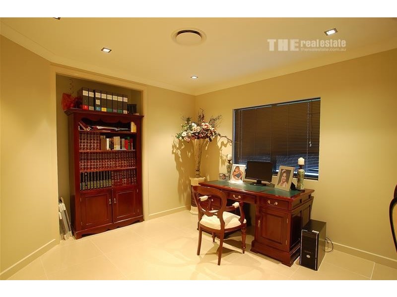 19 Southern Skies Avenue, Reedy Creek QLD 4227