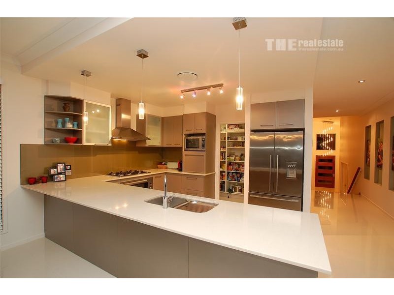 9 Monserrat Court, Reedy Creek QLD 4227