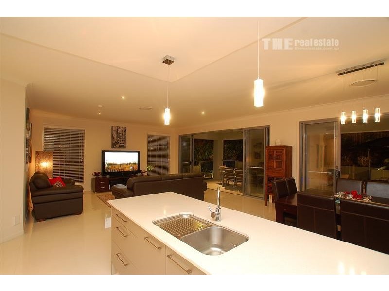 9 Monserrat Court, Reedy Creek QLD 4227