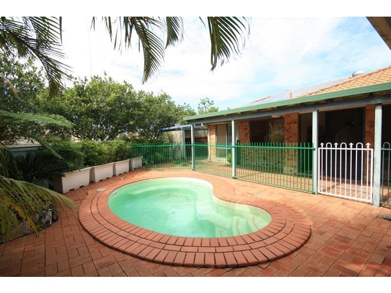 93 Honeyeater Drive, Burleigh Waters QLD 4220