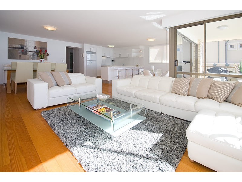 6/93 Albatross Avenue, Mermaid Beach QLD 4218