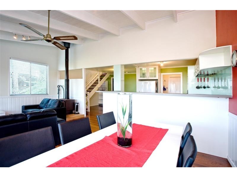 143 K P McGrath Drive, Elanora QLD 4221