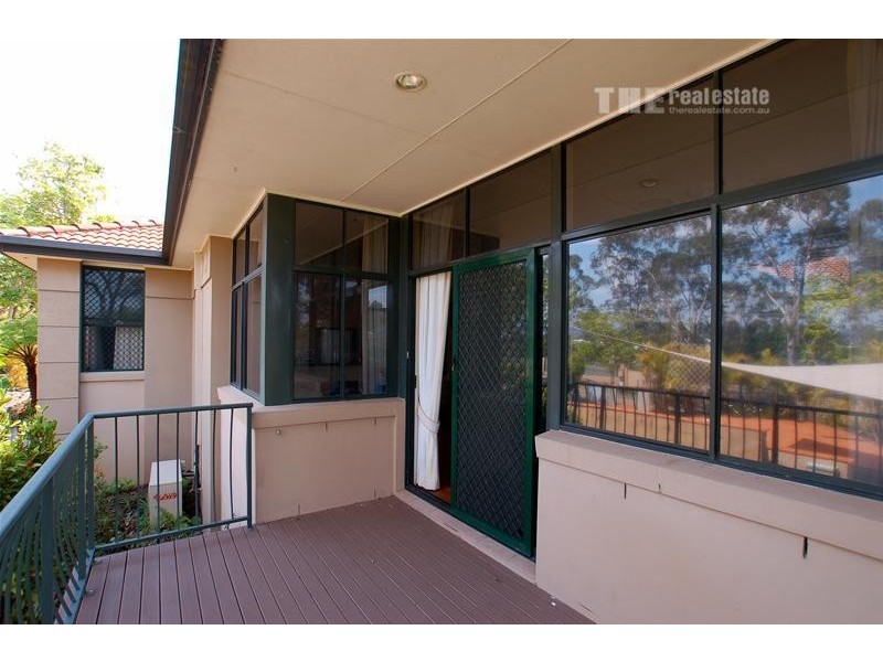 2 Girraween Grove, Ashmore QLD 4214