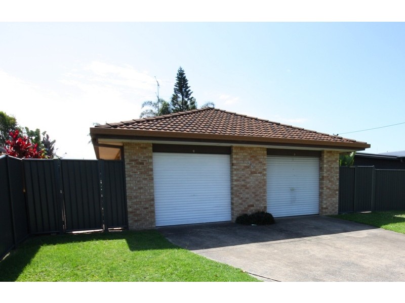 1/30 Sarawak Avenue, Palm Beach QLD 4221