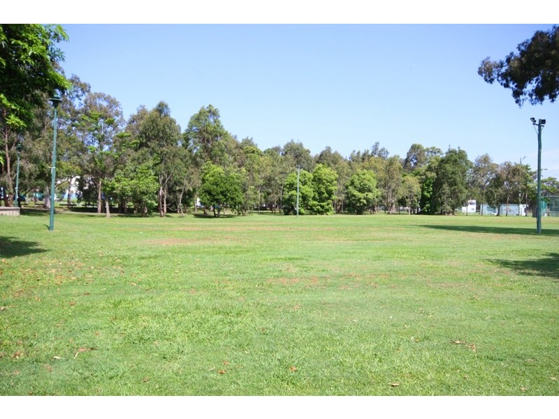 1/30 Sarawak Avenue, Palm Beach QLD 4221