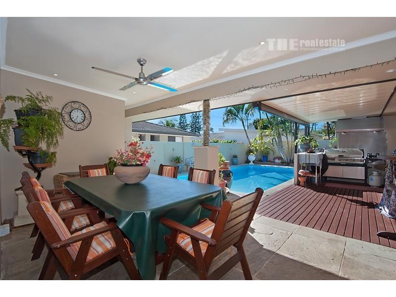 15A Newstead Street, Burleigh Waters QLD 4220