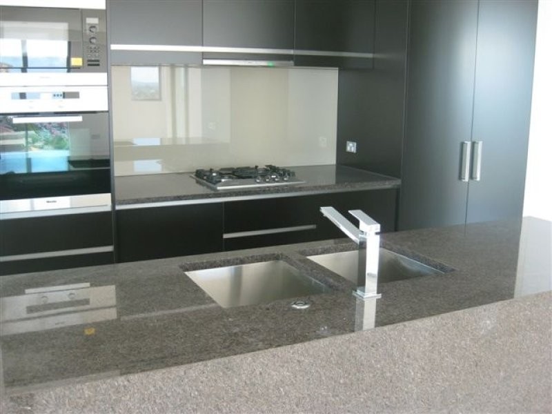 17/106 The Esplanade, Burleigh Heads QLD 4220