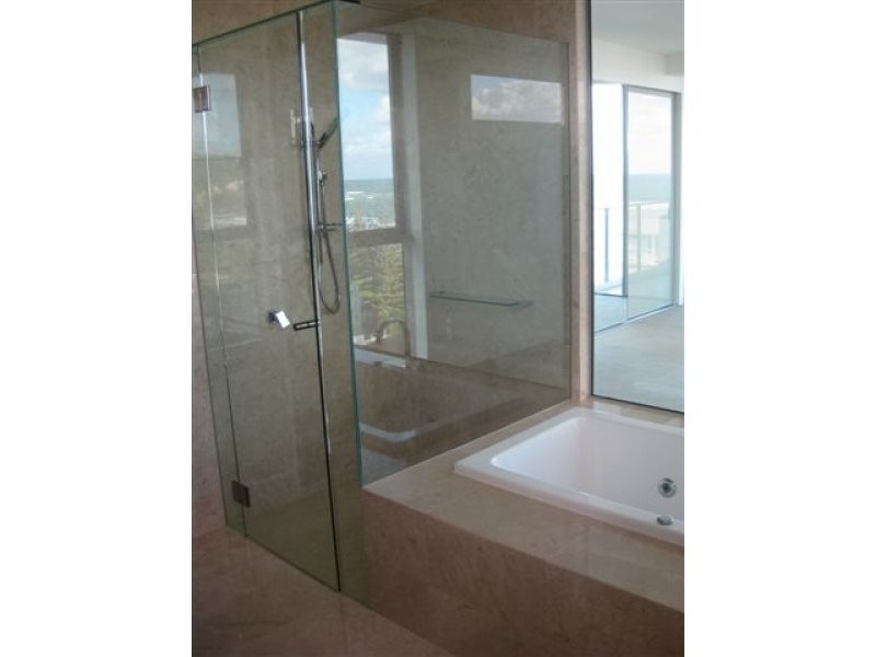 17/106 The Esplanade, Burleigh Heads QLD 4220