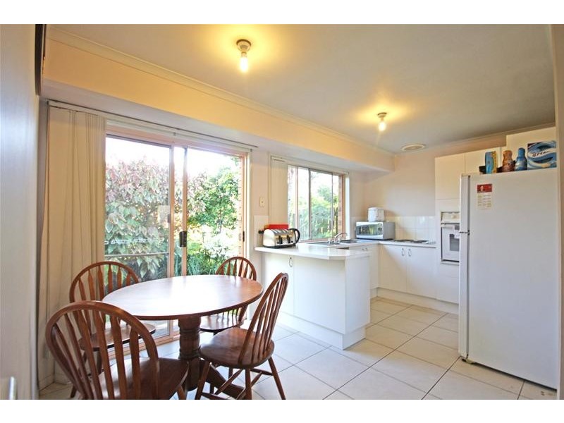 1 Birch Court, Oxenford QLD 4210