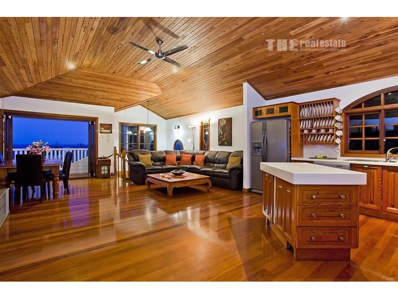 2 Nathan Street, Burleigh Heads QLD 4220