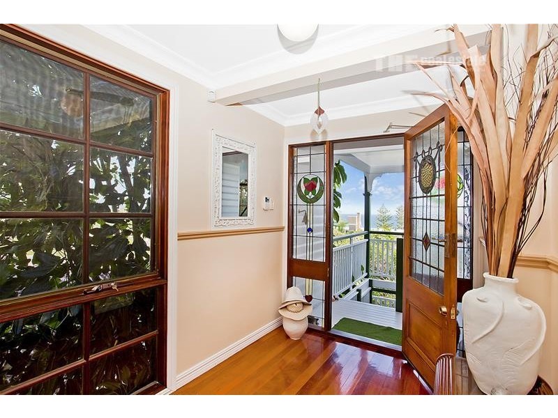 2 Nathan Street, Burleigh Heads QLD 4220