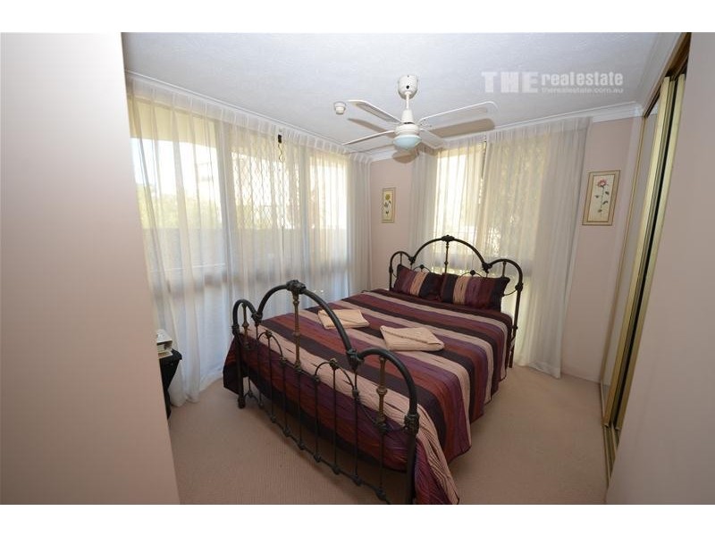 1/12 Queensland Avenue, Broadbeach QLD 4218