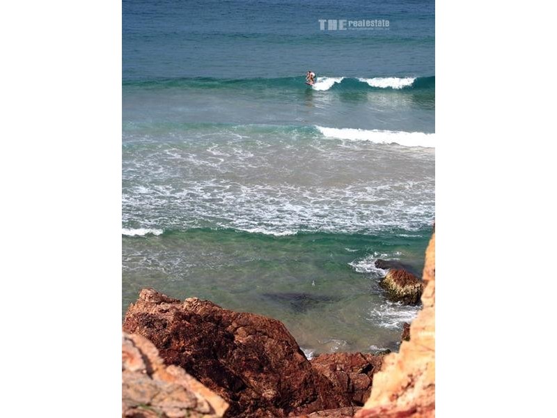 36 Brakes Crescent, Miami QLD 4220