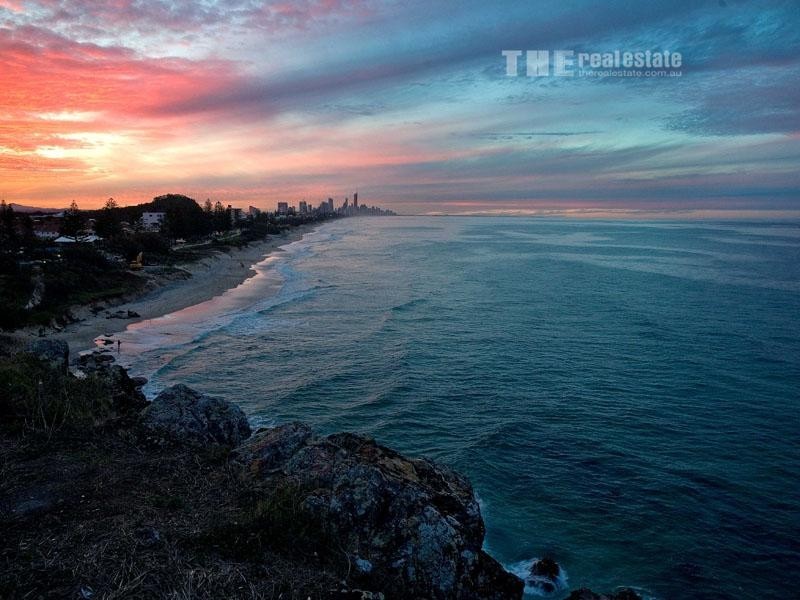 36 Brakes Crescent, Miami QLD 4220