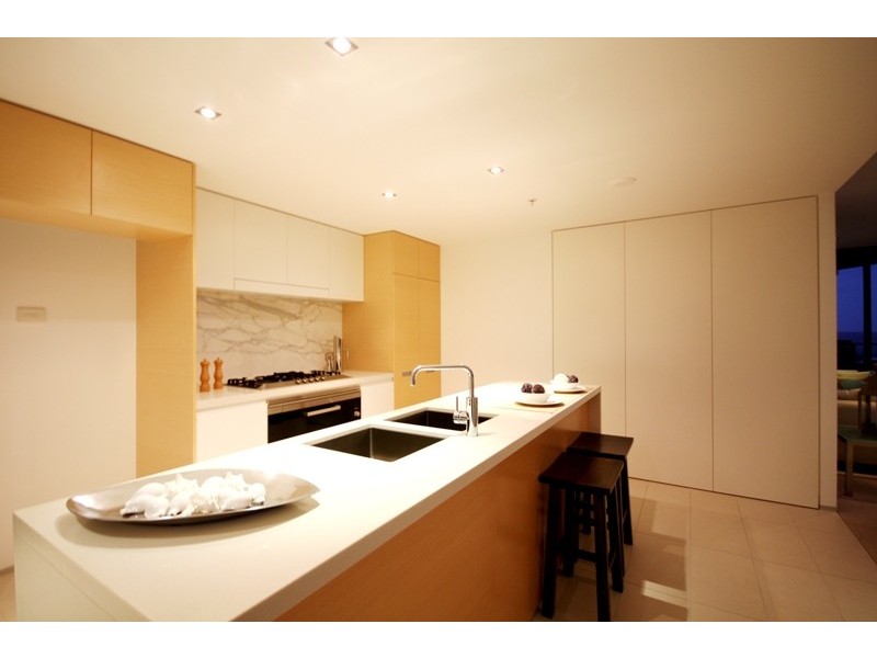 2131/2-14 The Esplanade, Burleigh Heads QLD 4220