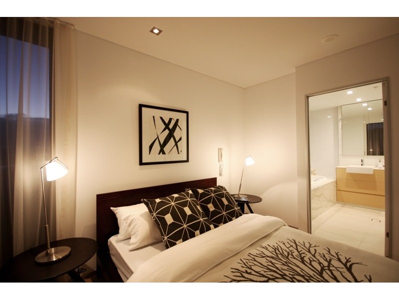 2131/2-14 The Esplanade, Burleigh Heads QLD 4220