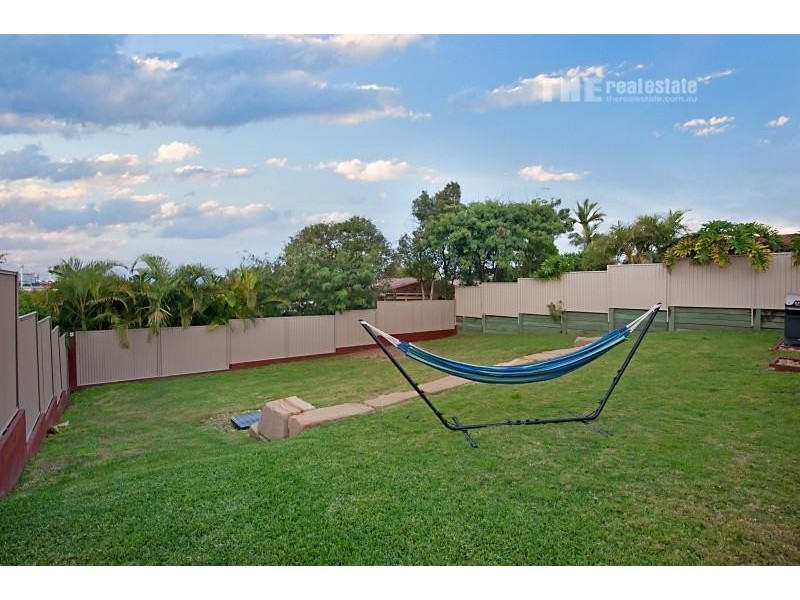 42 Marble Drive, Carrara QLD 4211