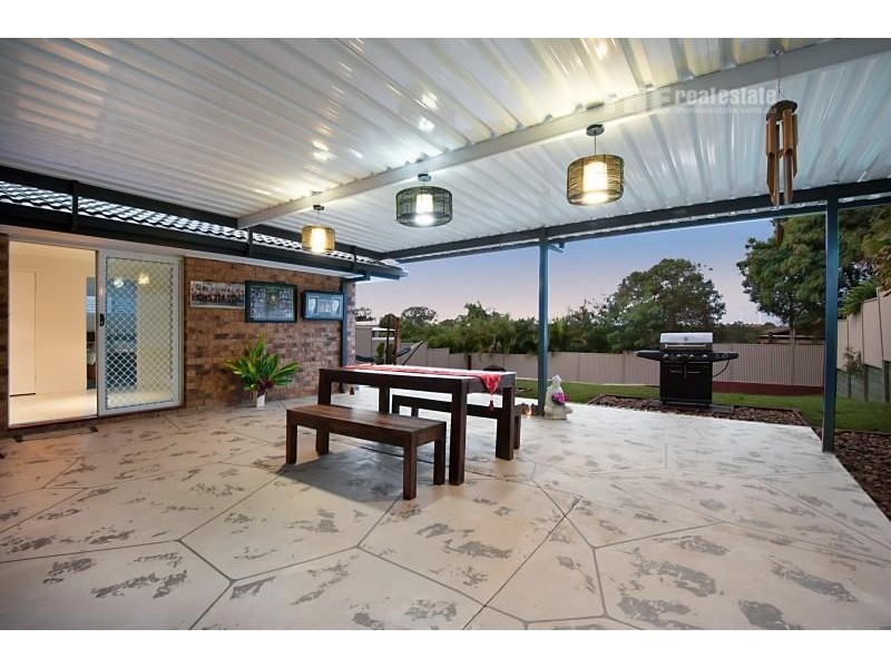 42 Marble Drive, Carrara QLD 4211