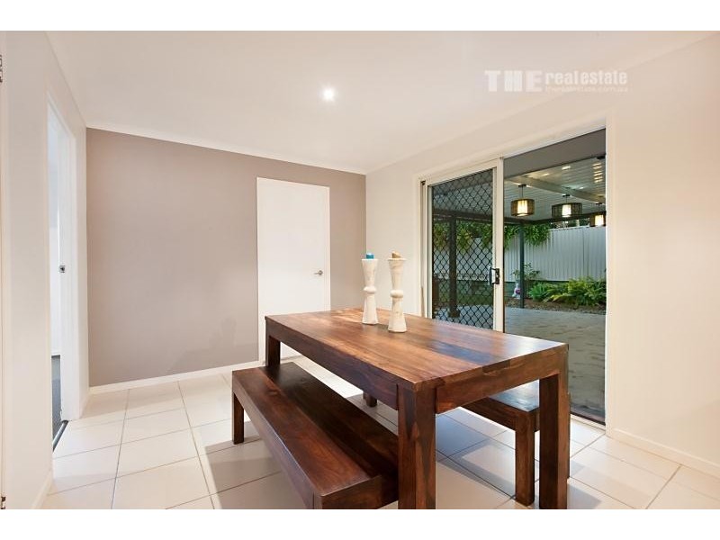 42 Marble Drive, Carrara QLD 4211